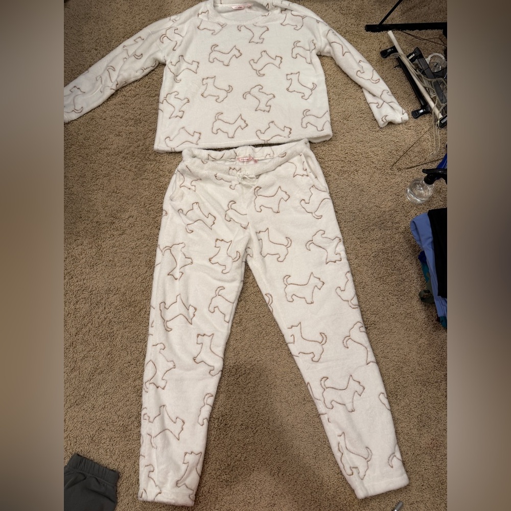 La Vie en Rose Fleece Pajama Set | Dog Print | Size Large